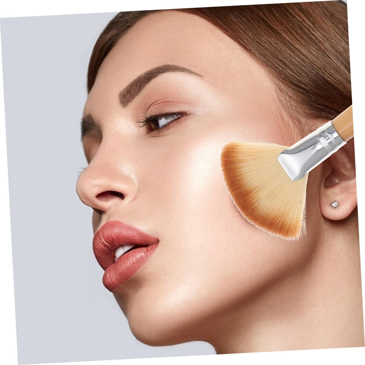 4Pcs Makeup Brush Powder for Highlighter Blush Face Professional Makeup Tools