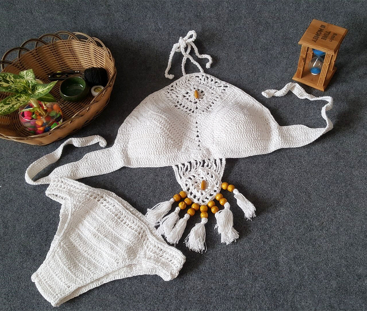 Europe and the United States New Woman Swimsuit Set, Beach Sunshine Bath, Foreign Trade Crochet Crochet Tassel Bikini